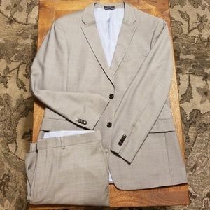 Men's gray Tommy Hilfiger 100% Wool Suit